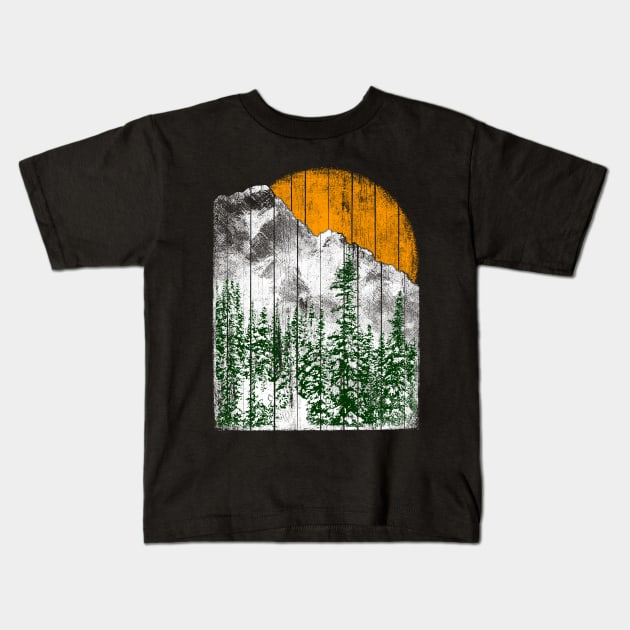 Winter sun Kids T-Shirt by bulografik